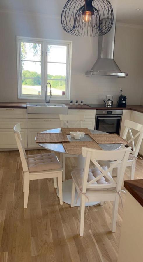 Sunnansjo Gard Pension Katrineholm Buitenkant foto