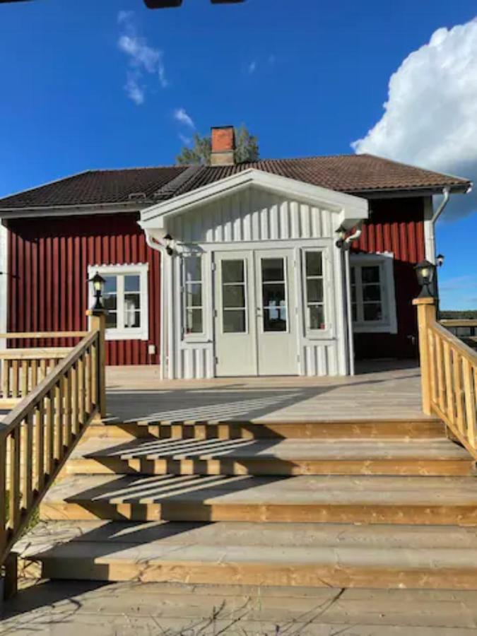Sunnansjo Gard Pension Katrineholm Buitenkant foto