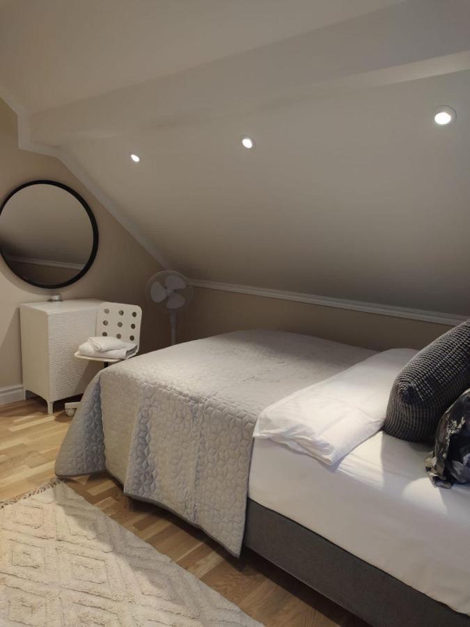 Sunnansjo Gard Pension Katrineholm Buitenkant foto