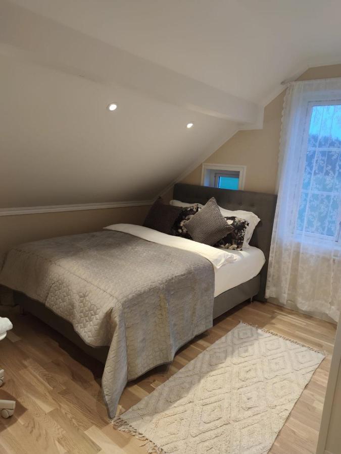 Sunnansjo Gard Pension Katrineholm Buitenkant foto